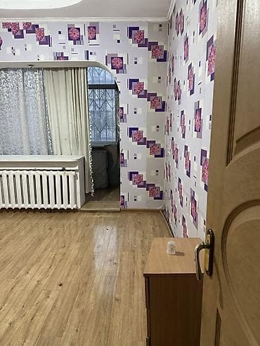 гостинный тип: Комната с арочным проёмом и большим окном - Просторная прямоугольная — 3