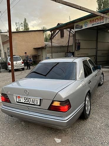 кватро бишкек: Mercedes-Benz W124: 1995 г., 2.2 л, Автомат, Газ, Седан — 1