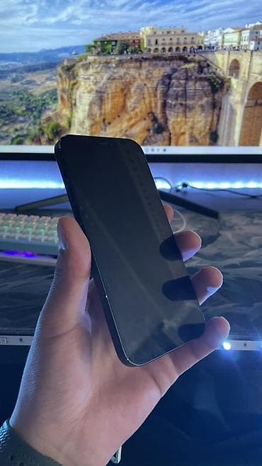 IPhone 12, - Цвет: чёрный - Память: встроенная (на фото системная — 2