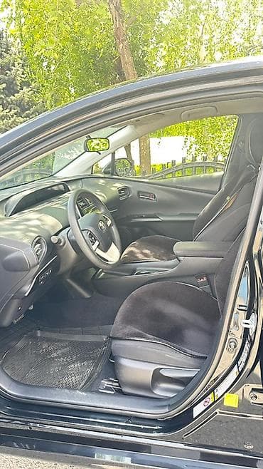 чери: Toyota Prius: 2018 г., 1.8 л, Автомат, Гибрид, Хэтчбэк — 5