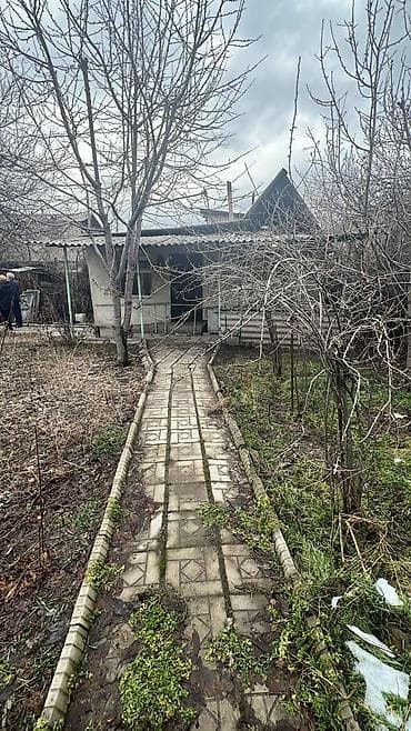срочно продается дом: Продаю не большой домик с участком 6 соток в пригородном жил массив — 2