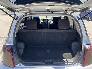 devo matiz: Toyota Ist: 2003 г., 1.5 л, Автомат, Бензин, Хэтчбэк — 9