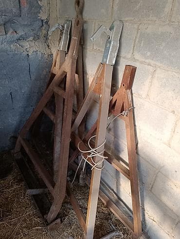 Описание:Продаю.жосткую сцепку 4шт на Спринтер1шт на гигант все за at lalafo.kg Описание:Продаю.жосткую сцепку 4шт на Спринтер1шт на гигант все за