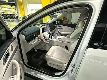 aion v: Lixiang : 2024 г., 1.5 л, Автомат, Гибрид, Кроссовер — 4