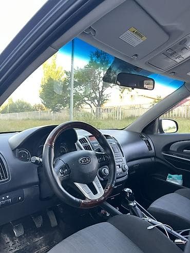 эшик ручка: Kia Ceed: 2012 г., 1.6 л, Механика, Бензин, Хэтчбэк — 5