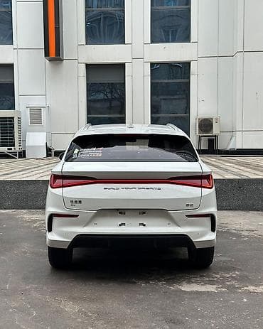 кабина урал: BYD E2: 2022 г., Электромобиль, Кроссовер — 4