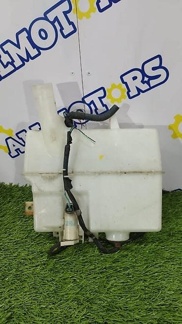Бачок Infiniti Б/у, Оригинал
