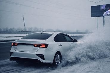 Kia K3: 2019 г., 1.6 л, Автомат, Бензин, Седан — 2