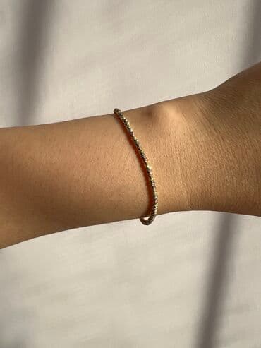 самые красивые свадебные платья в мире: Браслет из бусинок, Серебро, 1400 сом. Длина регулируется. АДРЕС — 3