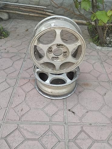 r16 4: Литые Диски R 13 Пара, отверстий - 5 — 1