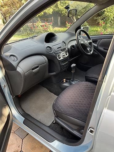 tayota vitz: Toyota Vitz: 2003 г., 1.3 л, Автомат, Бензин, Хэтчбэк — 8