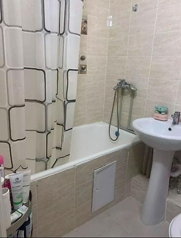 Квартиры: 2 комнаты, 43 м², 7 мкр 104 серия, 1 этаж, Евроремонт — 2