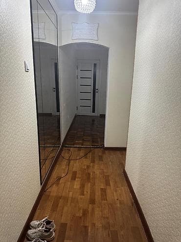 Квартиры: 2 комнаты, 47 м², ул. Боконбаева / Гоголя 104 серия, 1 этаж, Старый ремонт — 1