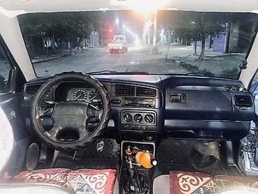 Volkswagen Golf: 1992 г., 1.8 л, Механика, Бензин, Хэтчбэк — 10