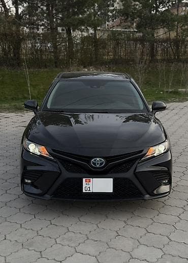 дизелный мотор: Toyota Camry: 2018 г., 2.5 л, Автомат, Гибрид, Седан — 2