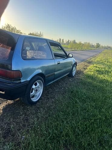Продажа авто: Honda Civic: 1990 г., 1.6 л, Ручные, Бензин, Хэтчбэк — 8