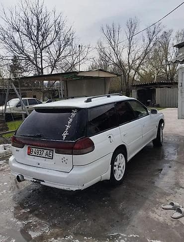 Subaru Legacy: 1995 г., 2 л, Механика, Бензин, Универсал