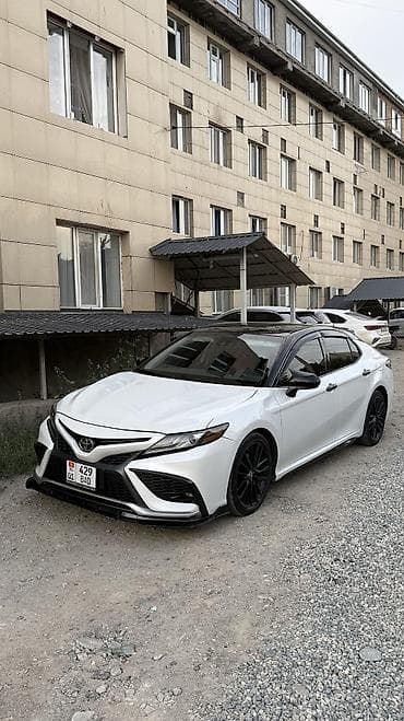 e2 byd: Toyota Camry: 2021 г., 2.5 л, Автомат, Бензин, Седан — 1