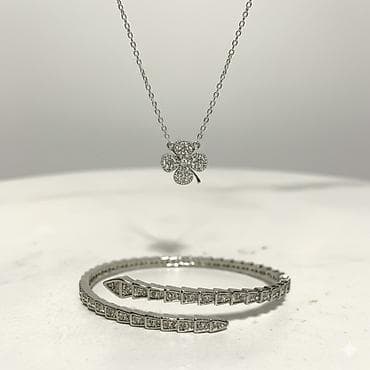 3в1 акция! Кошелёк, браслет, цепочка Особенности: - Материал