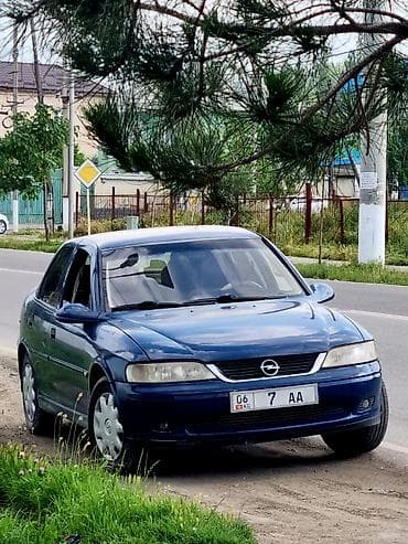 Opel Vectra: 2002 г., 1.8 л, Автомат, Бензин, Седан