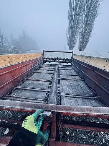 Транспорт: Продаю прицепной навозоразбрасыватель в отличном состоянии прт7 с — 2