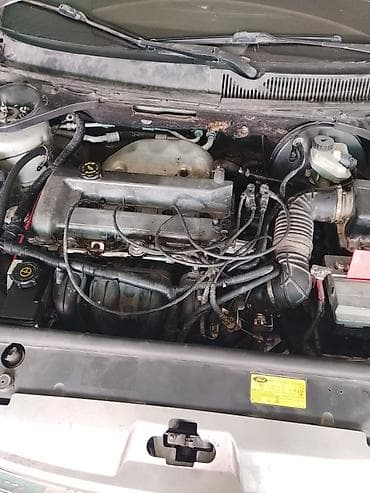 с4 2: Ford Mondeo: 2001 г., 1.8 л, Механика, Бензин, Седан — 4