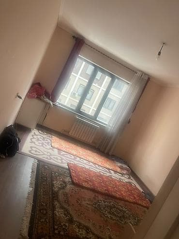 аренда дом пишпек: Просторная квартира с отдельной кухней и балконом. - Планировка — 3