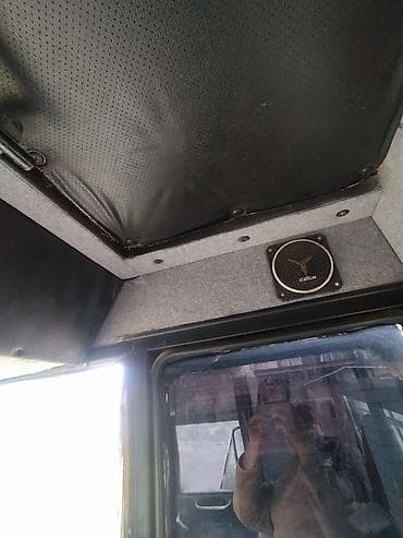 продаю трактор т28: Гусеничный трактор (желтый), универсальный для сельхозработ и — 7