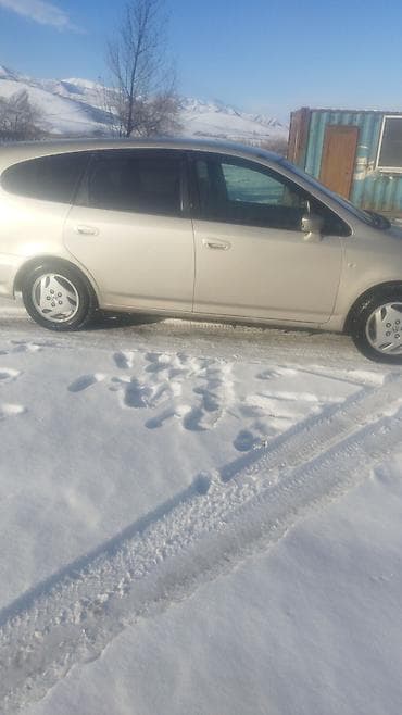 привод субару: Honda Stream: 2002 г., 1.7 л, Автомат, Бензин, Минивэн — 1