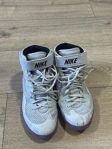 обувь для борьбы: Мужские кроссовки, 38, Nike, Б/у, цвет - Белый — 3
