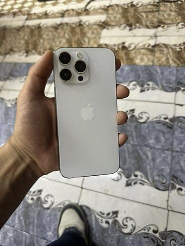 IPhone 14 Pro, Б/у, 256 ГБ, Серебристый, Чехол, 93 %