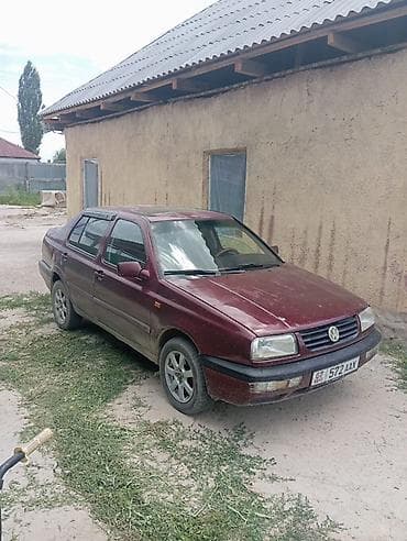 Продажа авто: Volkswagen Vento: 1993 г., Седан — 2