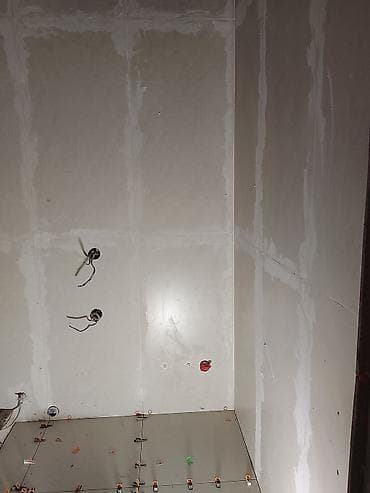 Двери на заказ: Облицовка стен керамической плиткой - Профессиональная укладка — 2