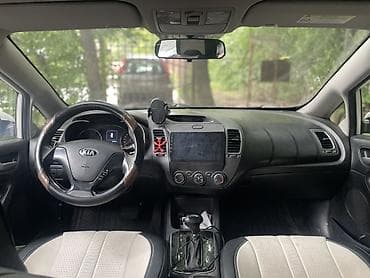 посадка авто: Kia Cerato: 2018 г., 1.6 л, Автомат, Бензин, Седан — 9