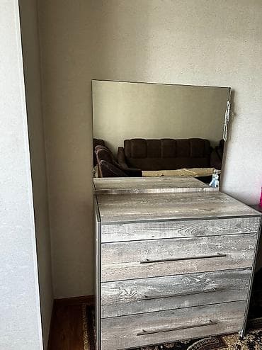 Комплекты мягкой мебели: Спальный гарнитур, Б/у, Двуспальная кровать, Комод, Тумба, Кыргызстан, ДСП, Самовывоз — 2