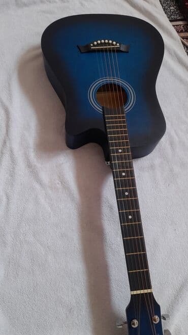 купить гитару шестиструнную: Акустическая гитара 6-струнная, форма корпуса дредноут с вырезом — 2