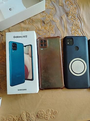 Смартфоны: комплект из 3 устройств с коробкой. 1) Samsung Galaxy A12 — 2