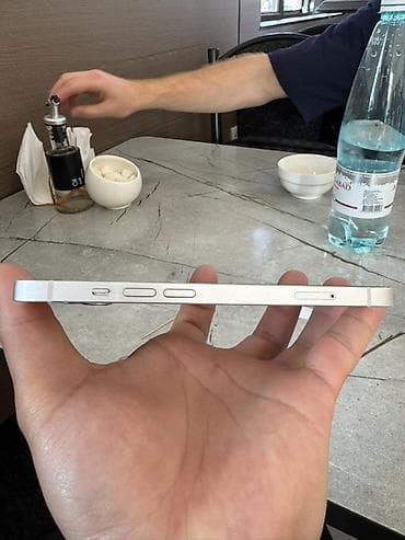 iphone s: IPhone 13, Б/у, Белый — 4