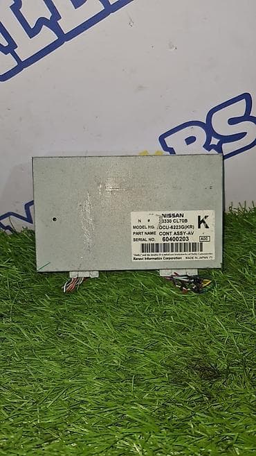 cga3 de: Infiniti FX35 2006 г. блок управления монитором — 1