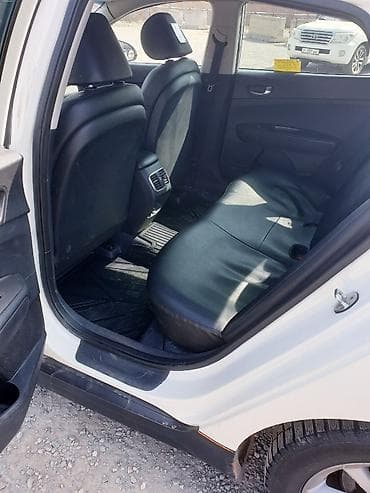 step 2: Kia K5: 2018 г., 2 л, Автомат, Газ, Седан — 4