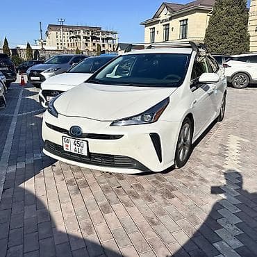 lexus ct: Toyota Prius: 2019 г., 1.8 л, Автомат, Гибрид, Хэтчбэк — 4