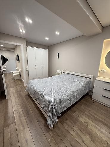 Кыймылсыз мүлк: Ысык-Көлдө ижарага батир, Asia Palace, Сары-Ой, 5 орун, Баасы Бүтүндөй турак үй үчүн — 5