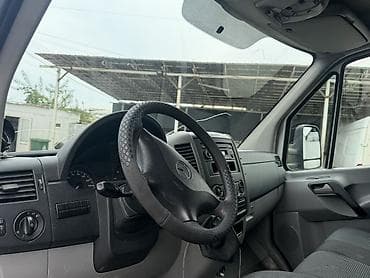 спринтер заказ: Грузовой фургон Mercedes-Benz Sprinter (кабина с одним рядом сидений — 1