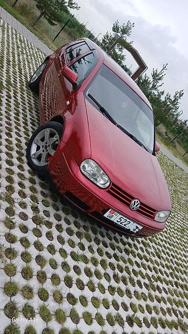 Volkswagen Golf: 1998 г., 1.4 л, Механика, Бензин, Хэтчбэк
