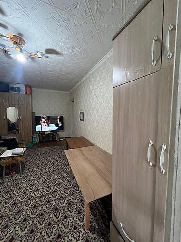 43: 2 комнаты, 43 м², 104 серия, 4 этаж, Старый ремонт — 3