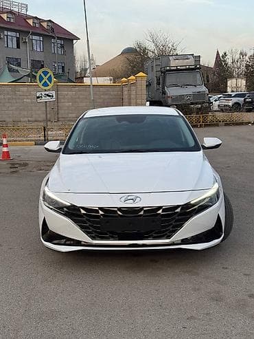 Hyundai Avante: 2022 г., 1.6 л, Автомат, Гибрид, Седан