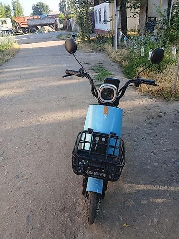 электро моюил: Электрический скутер (городской e-bike) в голубом цвете — 2