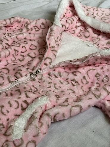 леопардовые вещи: Теплая плюшевая кофта с капюшоном для девочки. - Цвет: нежно-розовый — 3