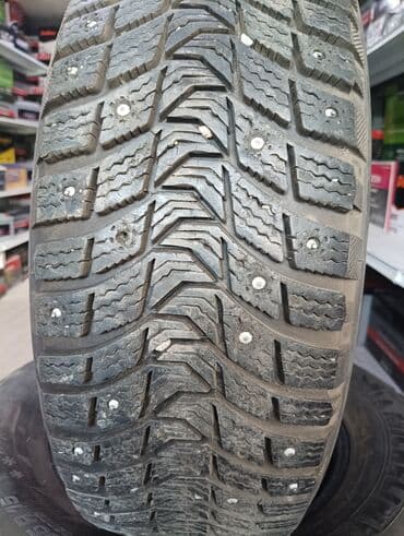 шипы для шины: Шины 205 / 65 / R 15, Зимняя шипованная, Б/у, Комплект, Легковые, Россия, Michelin — 4