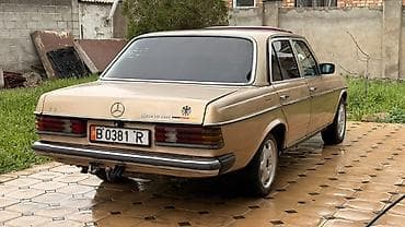 1983: Mercedes-Benz W123: 1983 г., 2.3 л, Механика, Бензин, Седан — 2